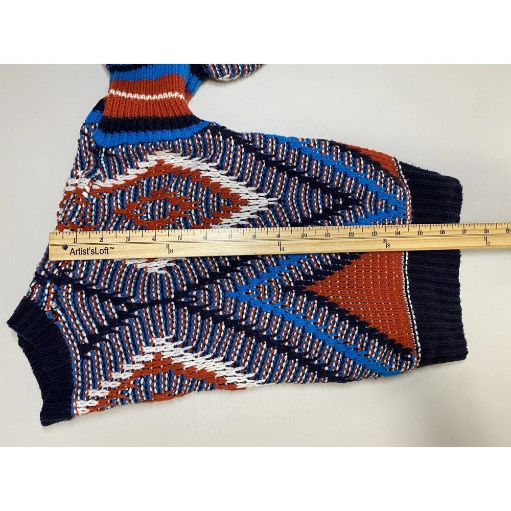 Womens Aztec Chunky Knit Sweater Measures Medium Cropped Fall Artsy Street wear
